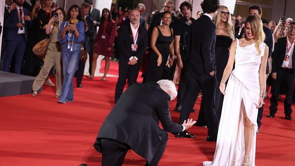 Richard Gere y Alejandra Silva en la alfombra roja del Festival de Cine de Venecia