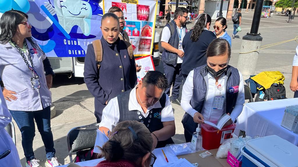 Autoridades de salud mantienen abasto de vacunas y refuerzan el llamado a registrar dosis en las Cartillas Nacionales de Salud.