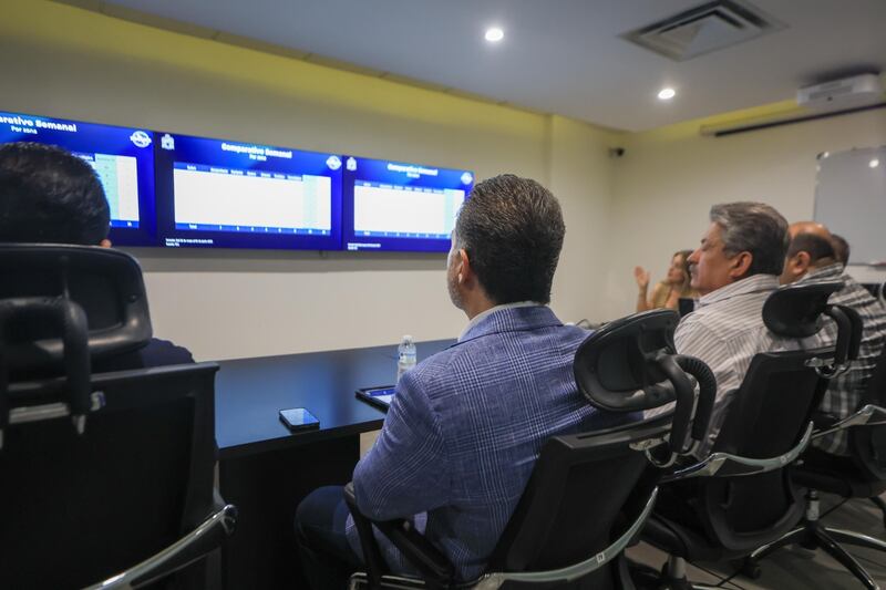 El alcalde pudo constatar los avances en materia de seguridad en la capital de Nuevo León.