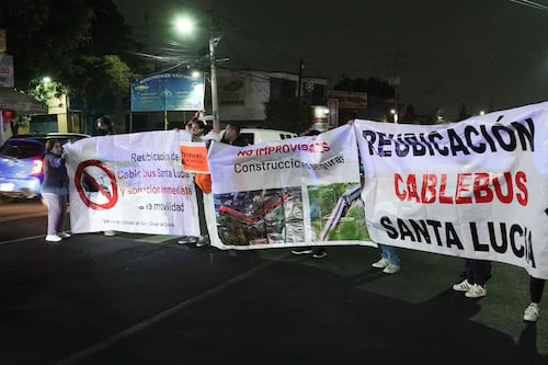 Vecinos de Álvaro Obregón frenan estación de la Línea 5 del Cablebús con amparo, ¿qué está pasando?