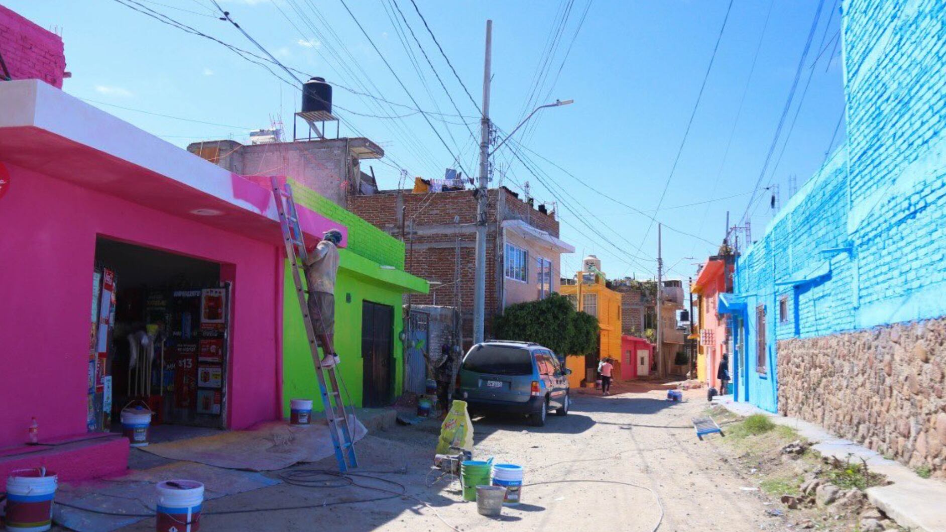 Realizan el embellecimiento de la zona.