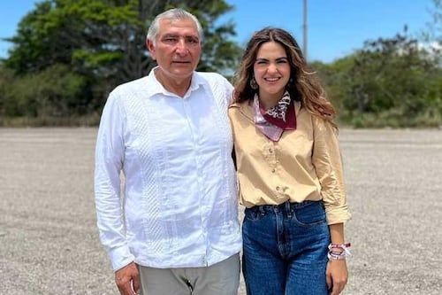 Adán Augusto López afortunado en el amor, desafortunado en las encuestas de Morena 