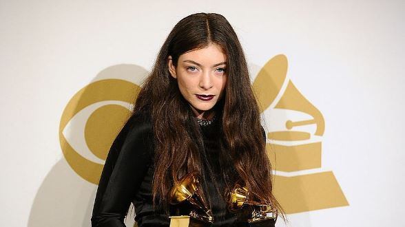 'Solar Power' de Lorde La polémica portada del tema que marca su regreso