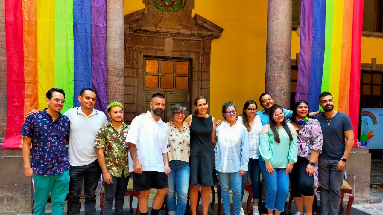 Para celebrar mes de la diversidad se sumaron instituciones gubernamentales, sociedad civil y la iniciativa privada. Foto: Marcelo Ramirez.