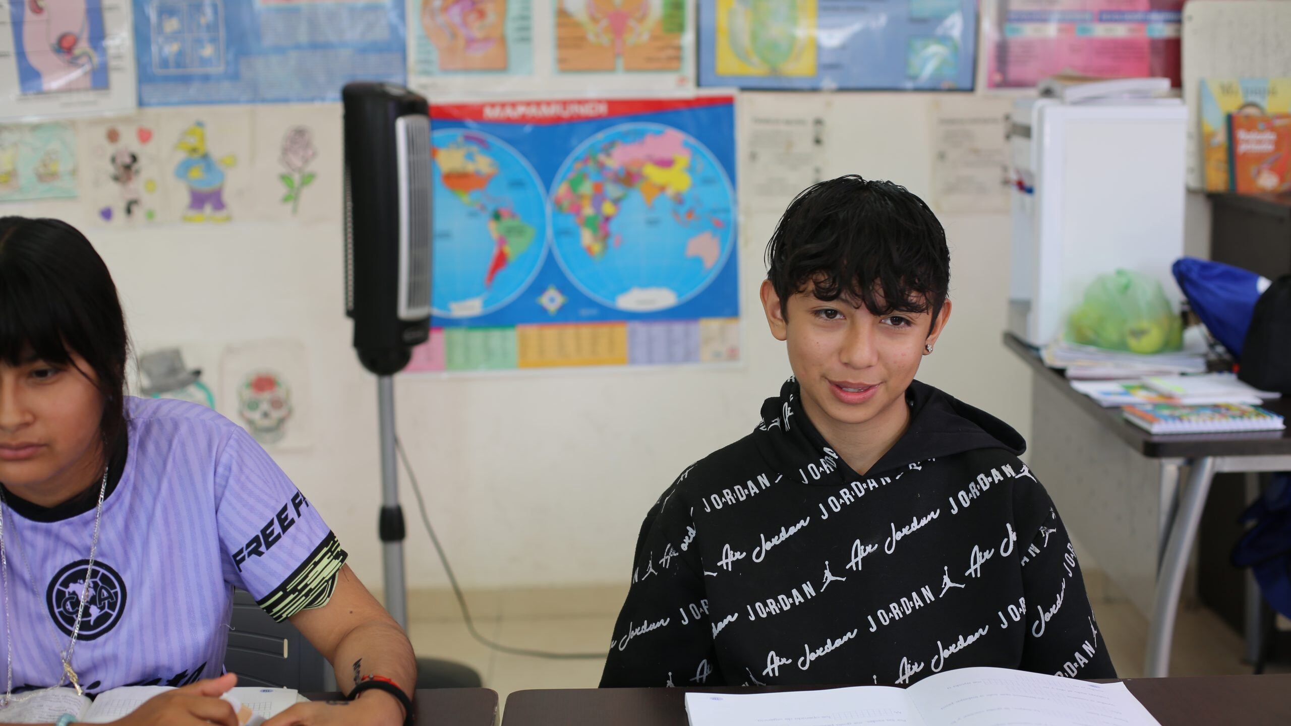 Casi mil menores en situación vulnerable se reintegraron al sistema educativo.