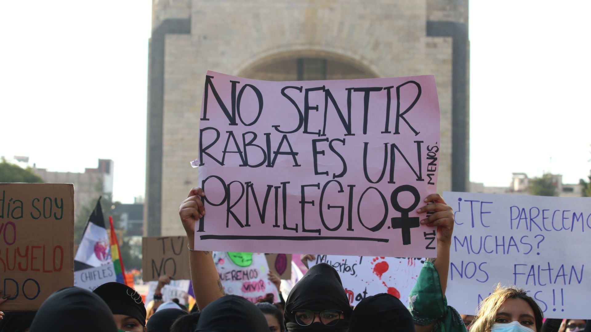 Marcha feminista por el 25N en CDMX. Foto: Cuartoscuro