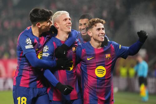Barcelona impone condiciones ante Slavia Praga con impresionante voltereta en Champions