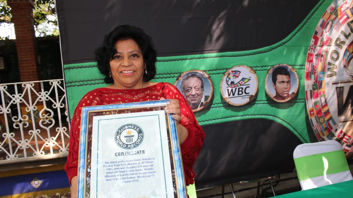 Consejo Mundial de Boxeo, CMB, boxeadora profesional más longeva del mundo