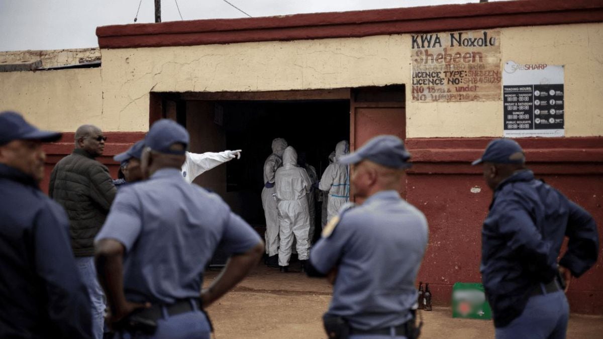 Ataque armado en bar de Sudáfrica deja al menos nueve personas muertas