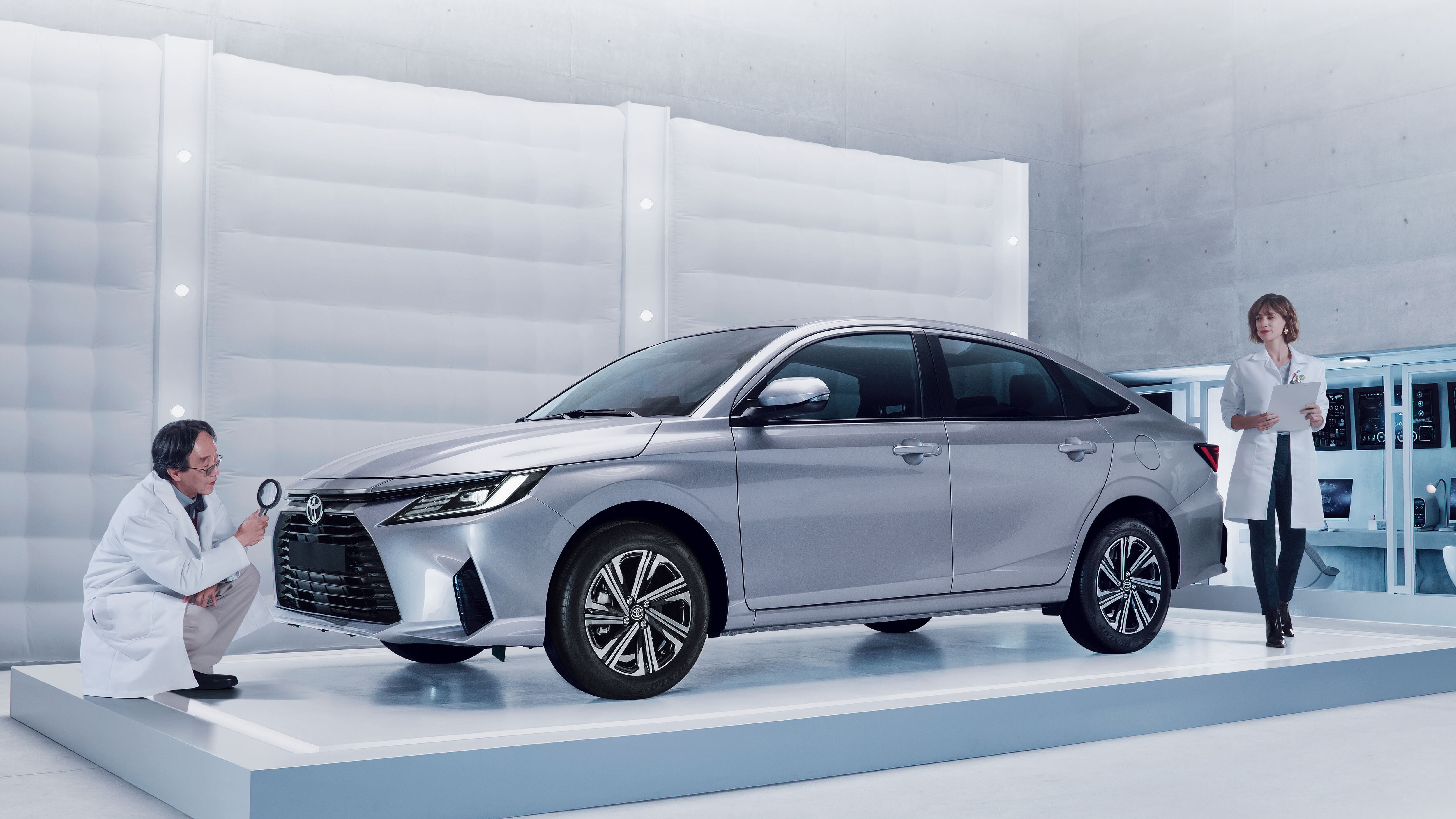 Toyota Yaris Sedán 2023