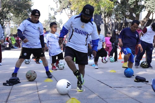 ¿Estás listo? Mega clase de futbol en el Zócalo buscará romper Récord Guinness este domingo