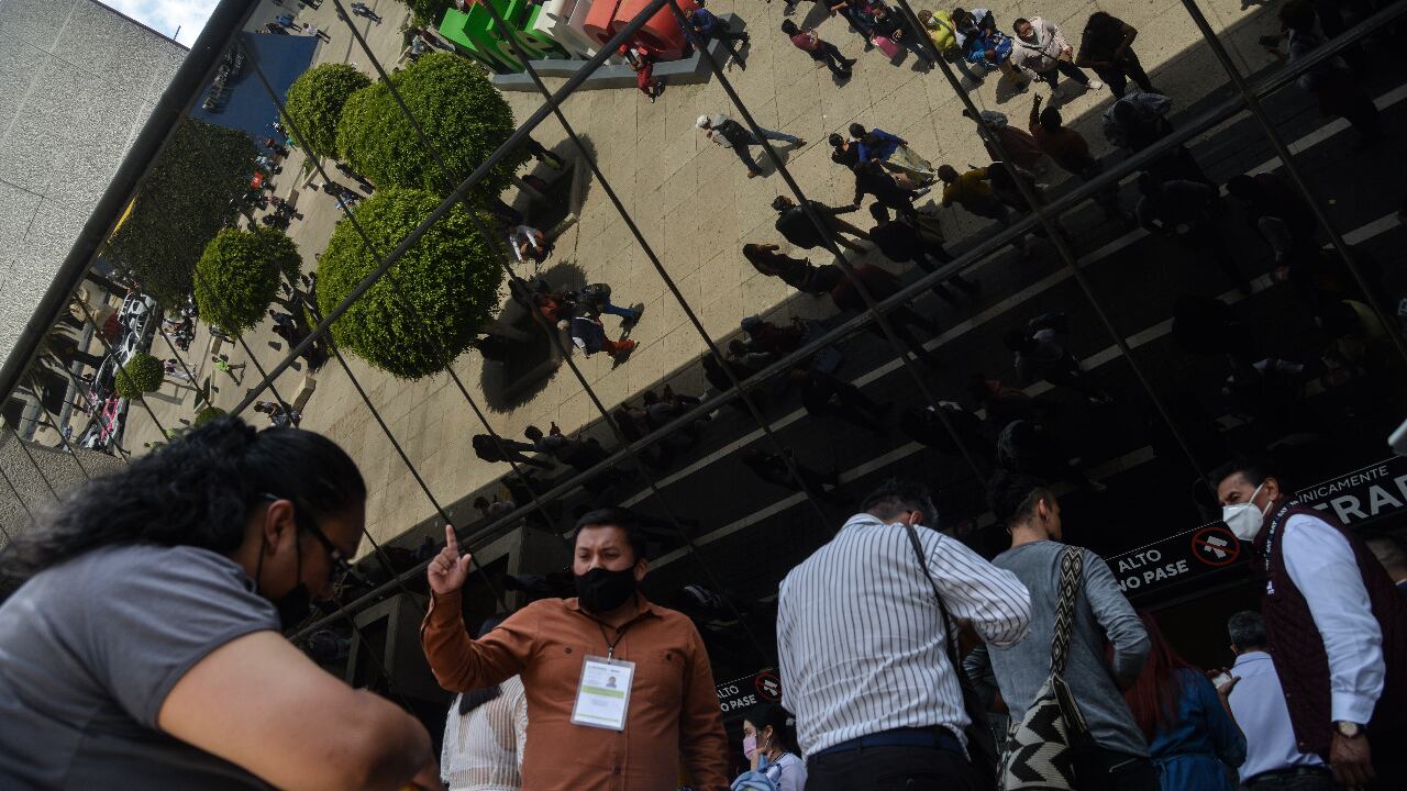 El SAT se concentrará en mejorar los servicios al contribuyente, reducir tiempos de espera al público y facilitar el pago de impuestos en México.