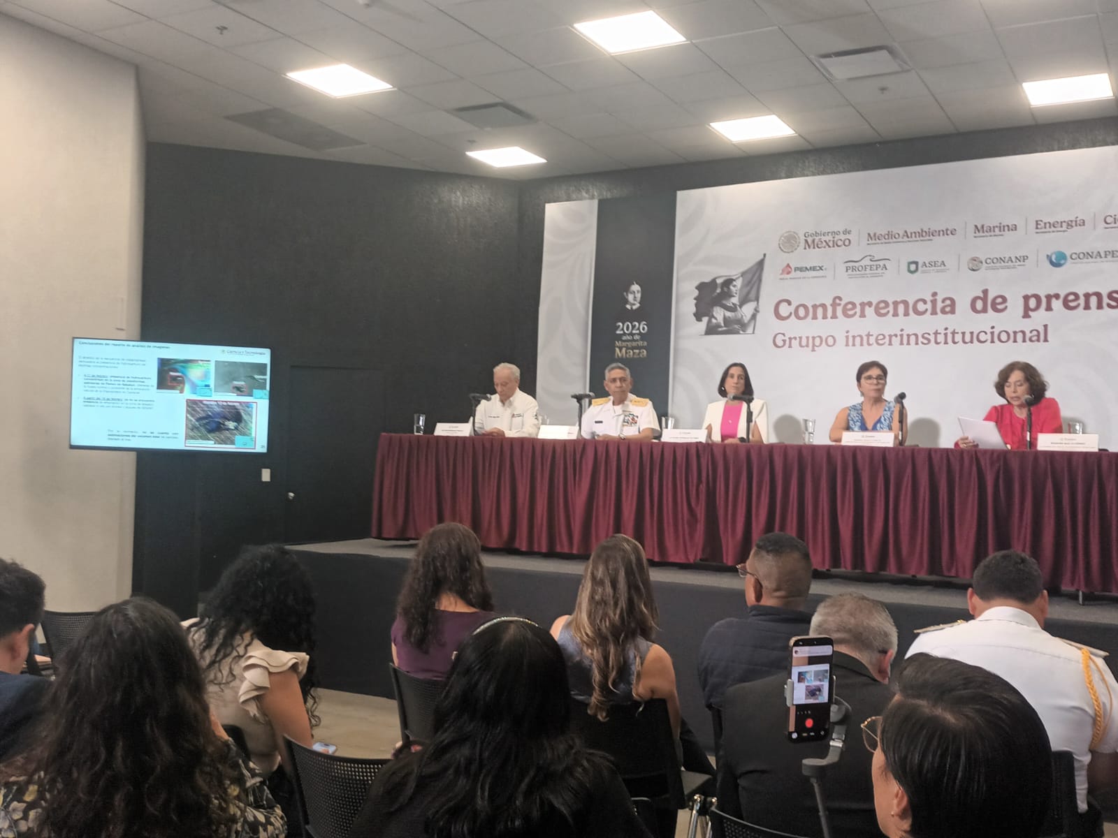 Derrame en el Golfo: Pemex confirma falla en ducto y separa a tres funcionarios