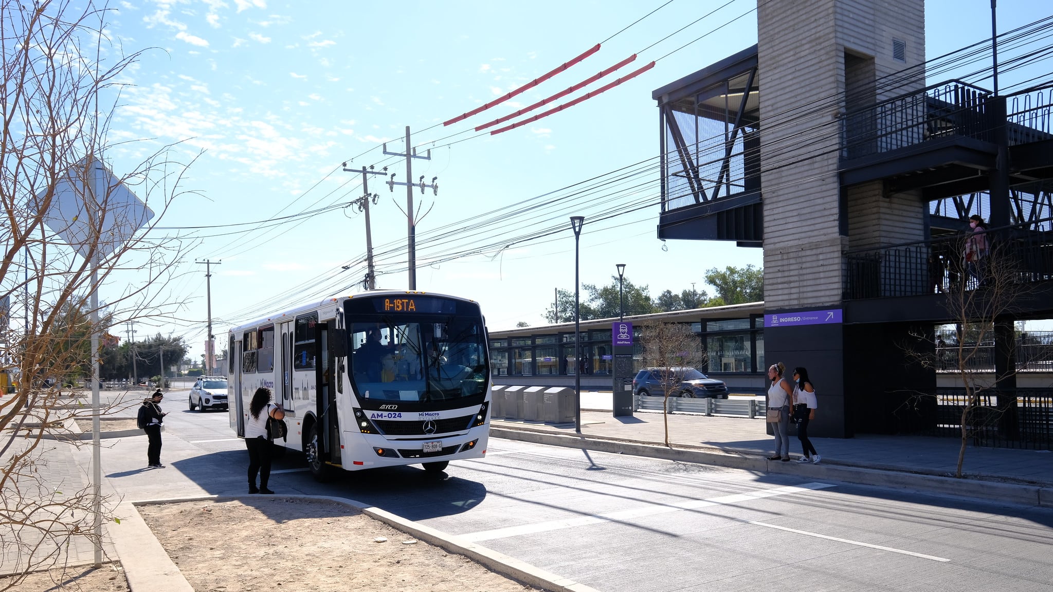 Las cámaras serán instaladas en 17 de los 42 puentes que hay en el Periférico.