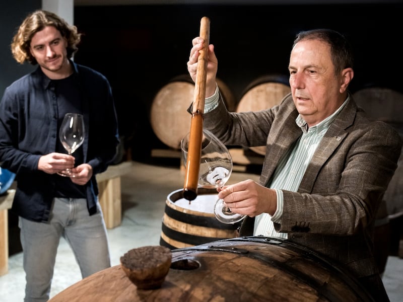 Desde Rioja hasta Ribera del Duero, Víctor Urrutia comparte la visión global de una quinta generación dedicada al vino