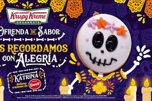 Krispy Kreme, te regala un kit especial del Día de Muertos.