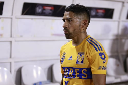 Javier Aquino revela entre lágrimas que no pudo renovar con Tigres: “Es por las formas”
