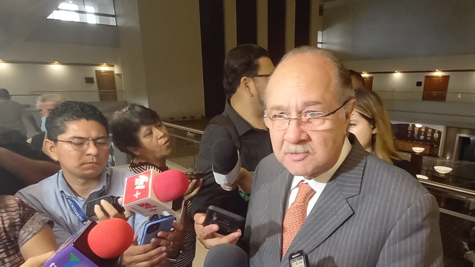 Navarro también indicó que relación entre Estado y Congreso tendrá un “borrón y cuenta nueva”.