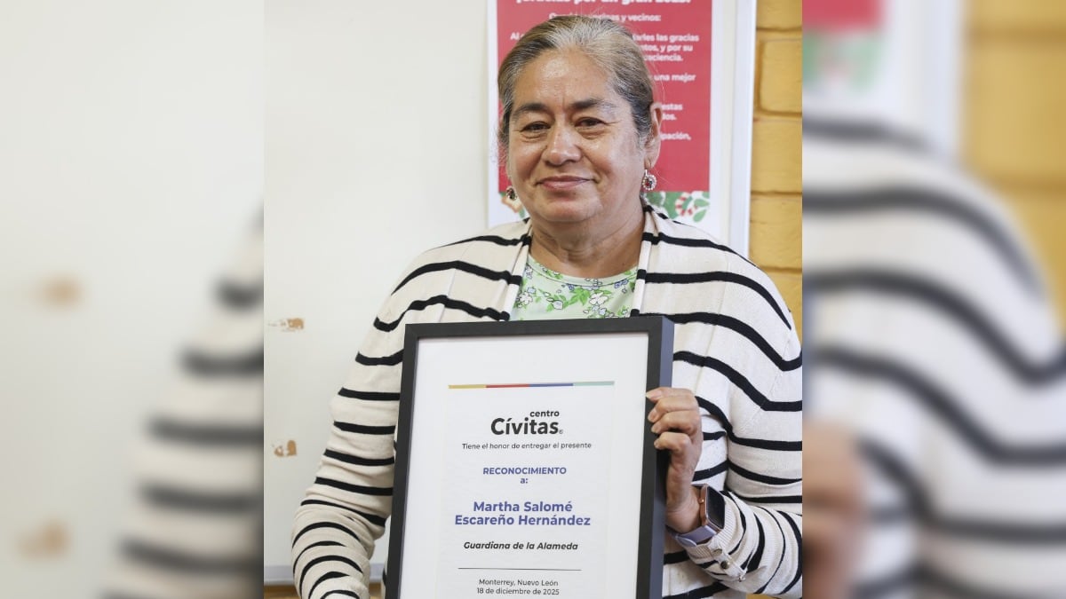 Aunque este año se jubiló durante los últimos 15 se dedicó a la limpieza y cuidado de la Alameda Mariano Escobedo.