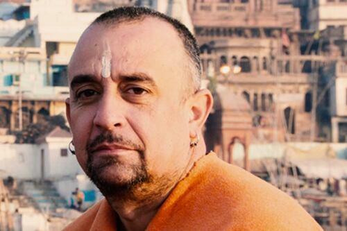 El maestro de yoga Swami Shivananda nos habla sobre las formas del sendero espiritual