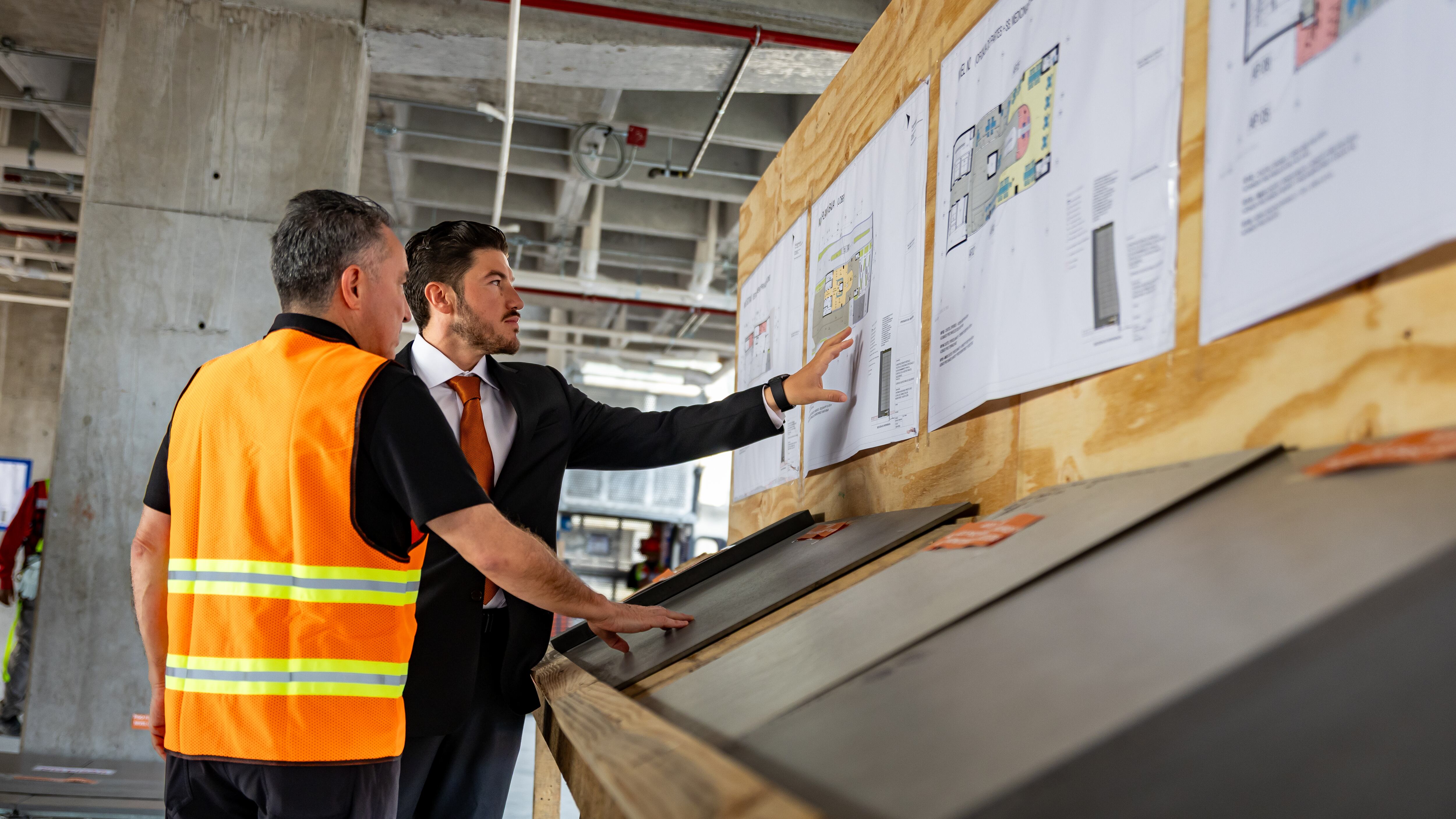 La construcción del nuevo edificio avanza en tiempo y en forma, destacó el gobernador.