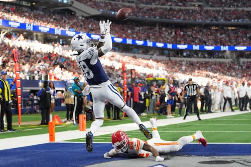 Juego electrizante: Cowboys supera a los Chiefs y siguen luchando por la postemporada