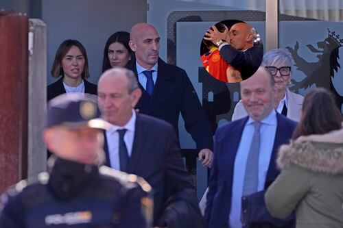 Luis Rubiales no se retracta y afirma que Jenni Hermoso consintió el beso