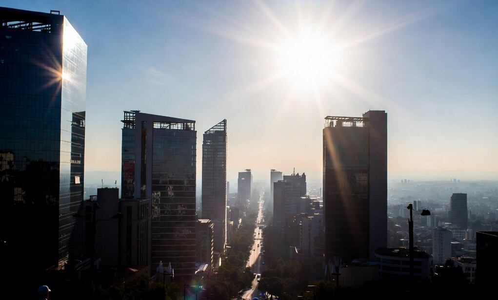Sol extremo en la CDMX: radiación UV alcanza niveles de riesgo este jueves 14 de mayo
