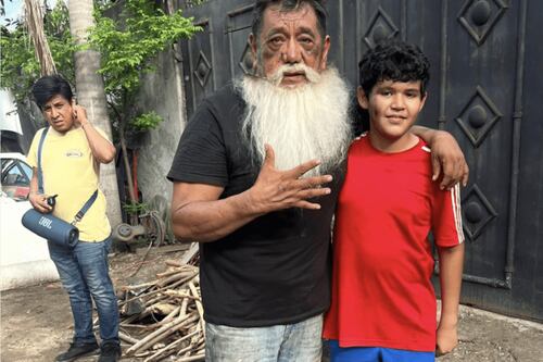 Félix Salgado Macedonio promociona su nueva película “Tétano” durante licencia en el Senado