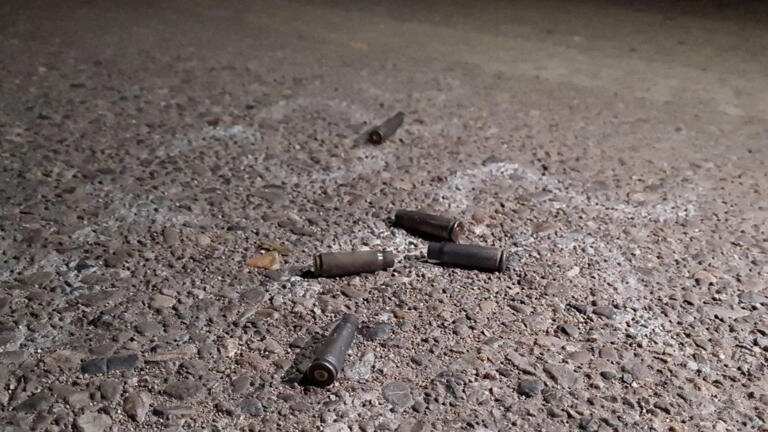 Cerca de la media noche del domingo fueron localizados los cuerpos de dos mujeres con huellas de violencia e impactos de proyectil de arma fuego, el hallazgo fue en una finca en obra negra en la colonia Rural de Tonalá.