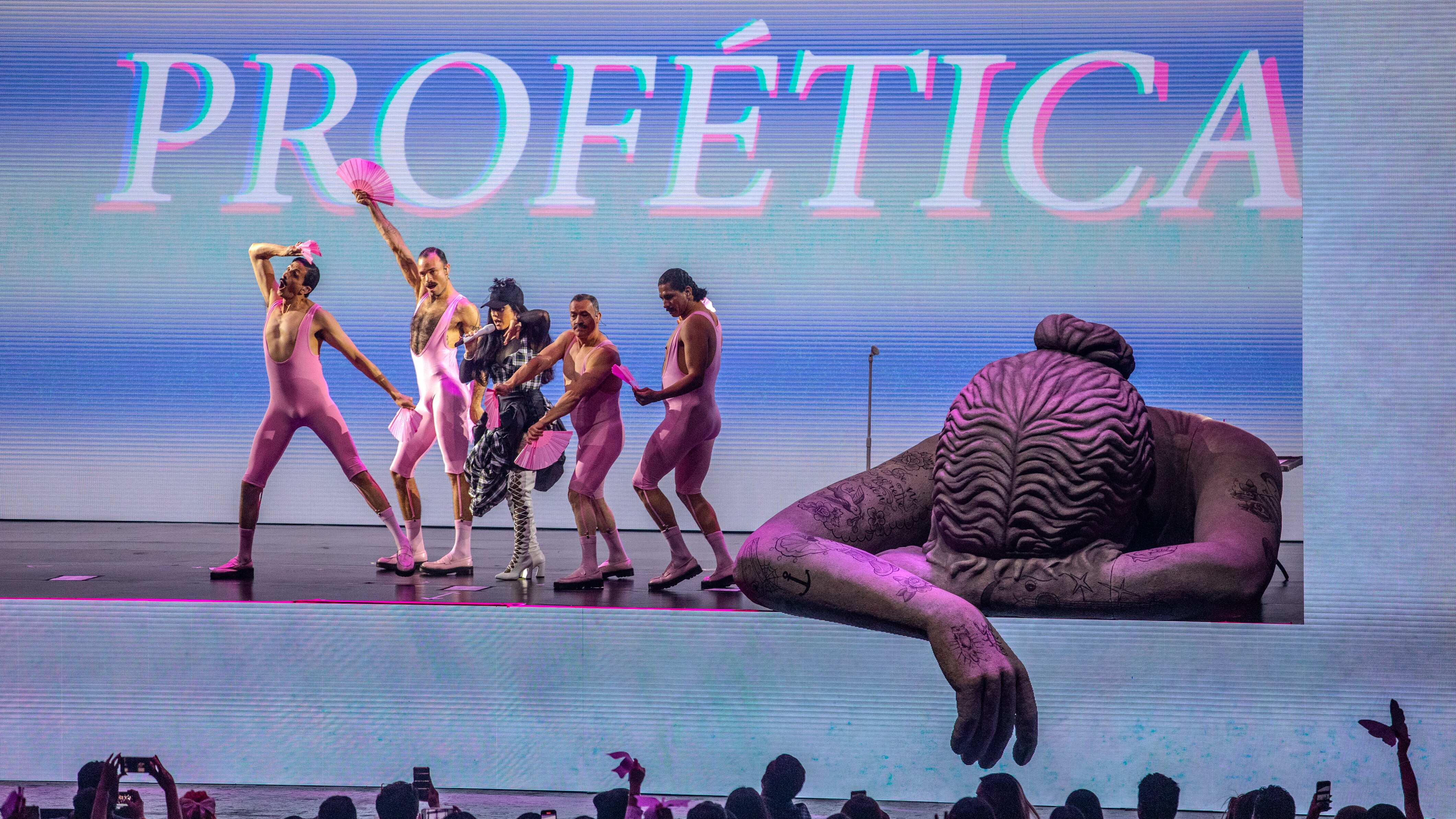 La cantante pasa por todas sus facetas en la música.