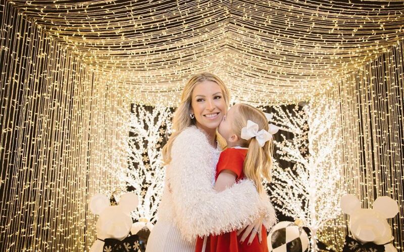 Andy Benavides se adelanta a celebrar la Navidad junto a sus hijas
Foto: @andybenavidesm