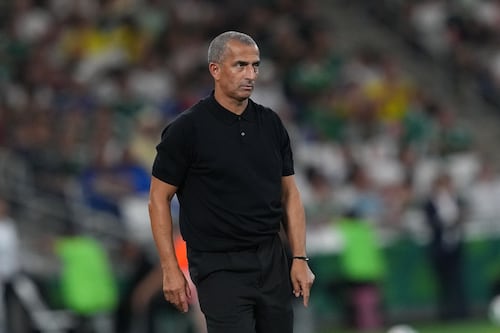 Mundial 2026 cobra su primera víctima: Técnico es despedido tras recibir escandalosa goleada