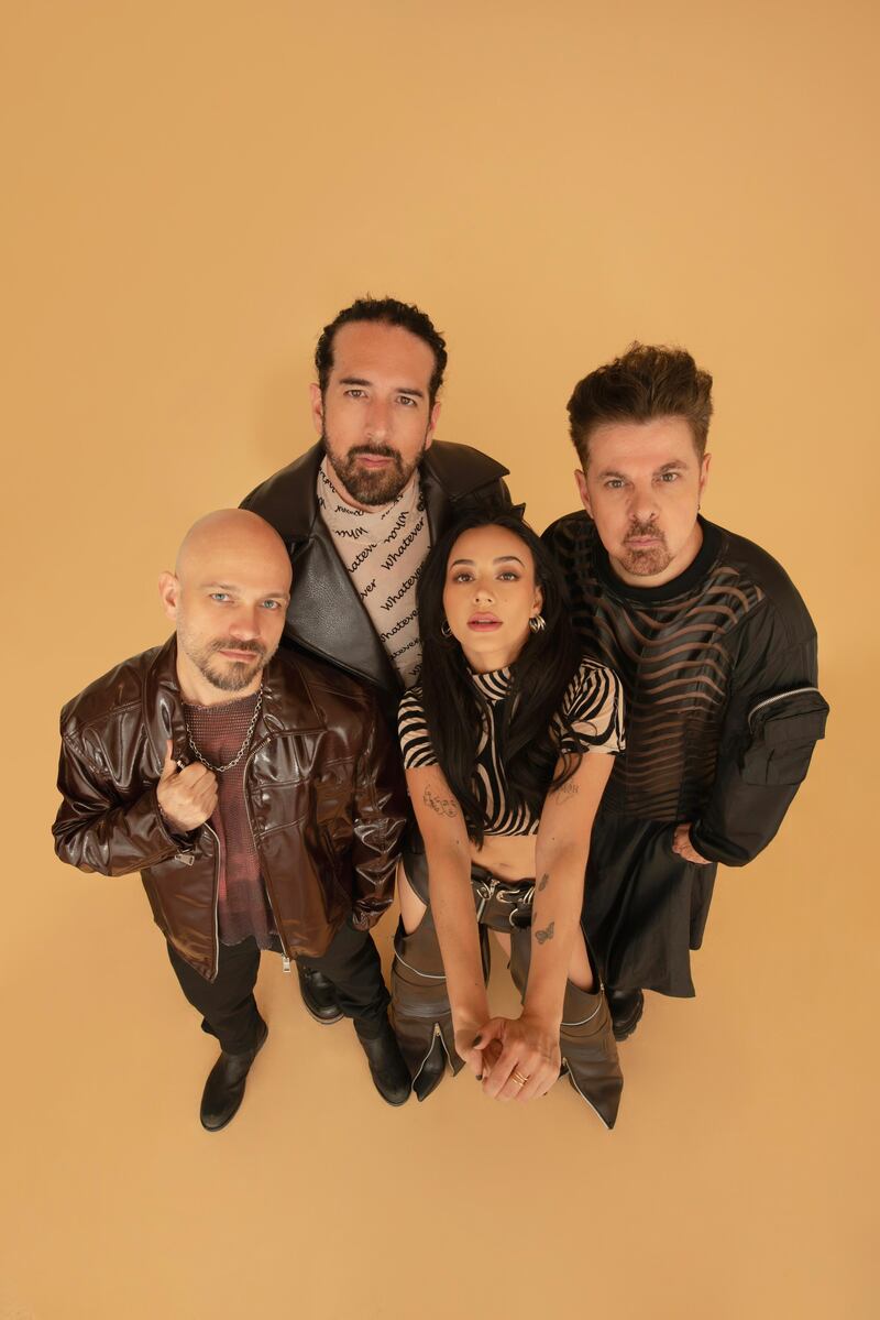Playa Limbo regresa a sus raíces pop con su disco ‘Hora cero’