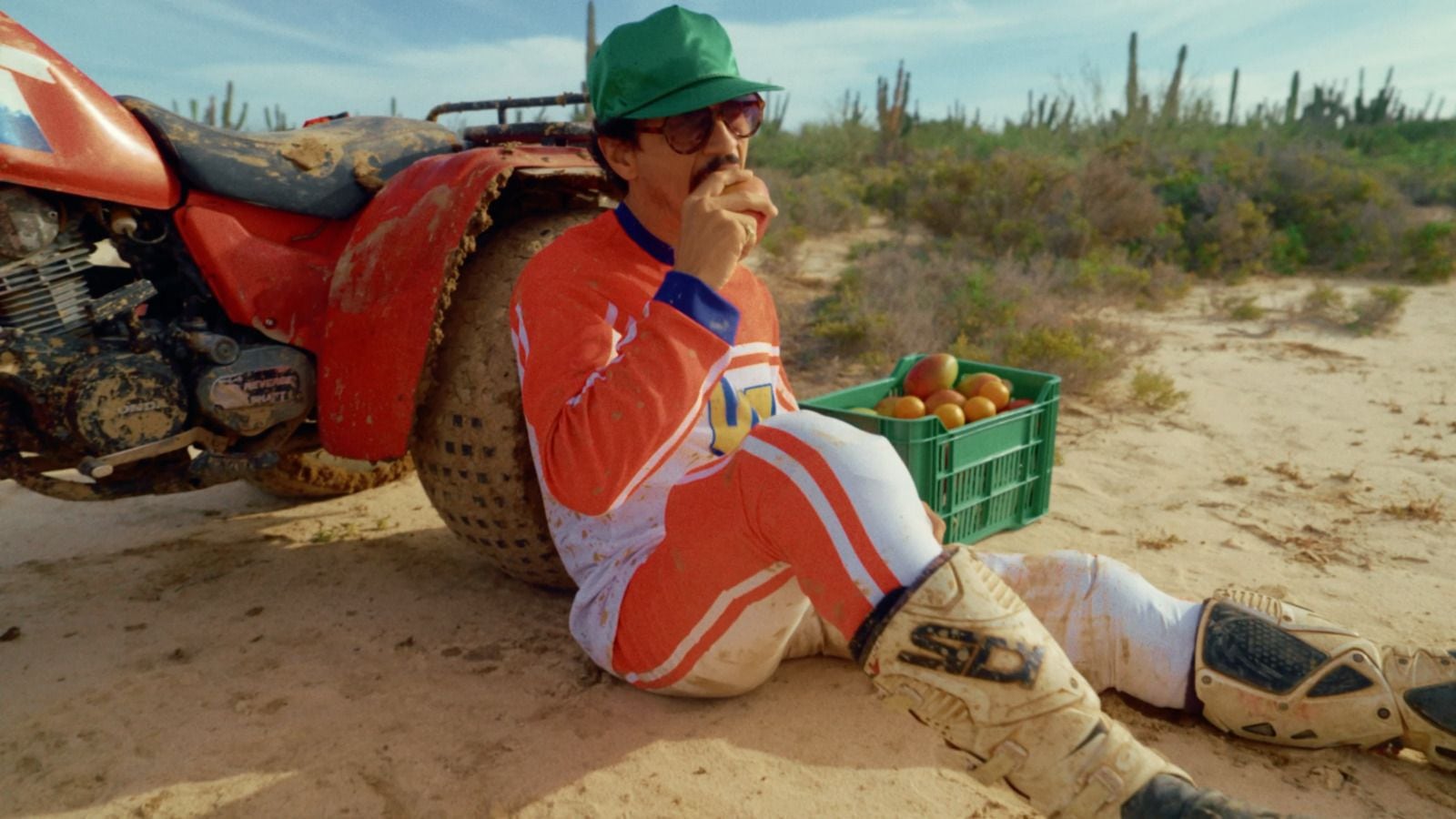 Caloncho refuerza su propuesta musical con el lanzamiento de “Mangos”