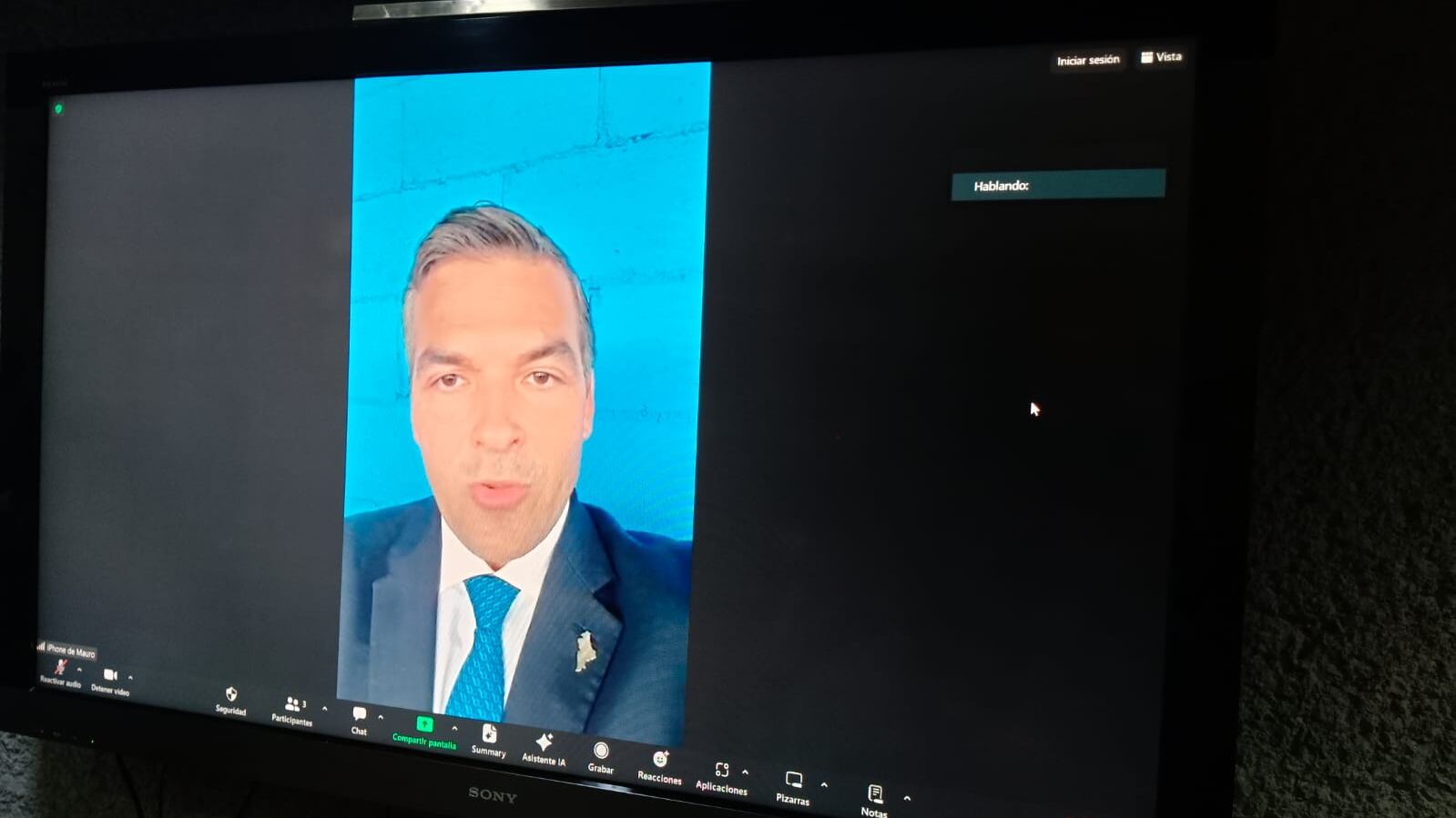 Guerra hizo una videoconferencia para exponer su punto de vista sobre la decisión de la Sala Superior.