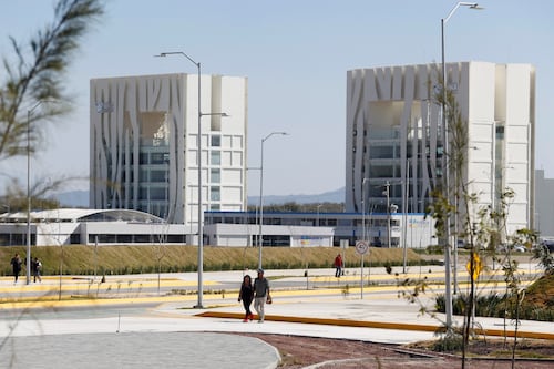 San José Chiapa atraerá planta de autos eléctricos y tres nuevas inversiones al Polo de Bienestar