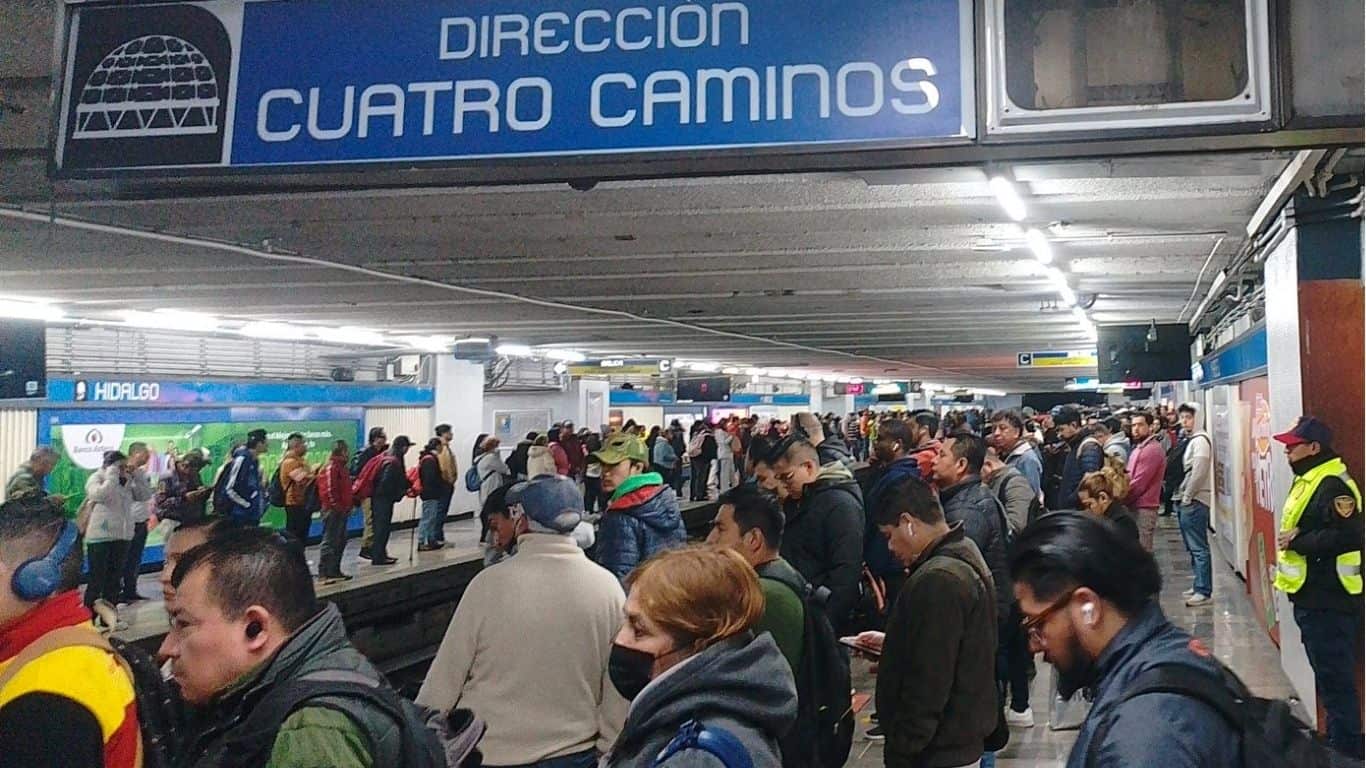Saturación en las estaciones del Metro