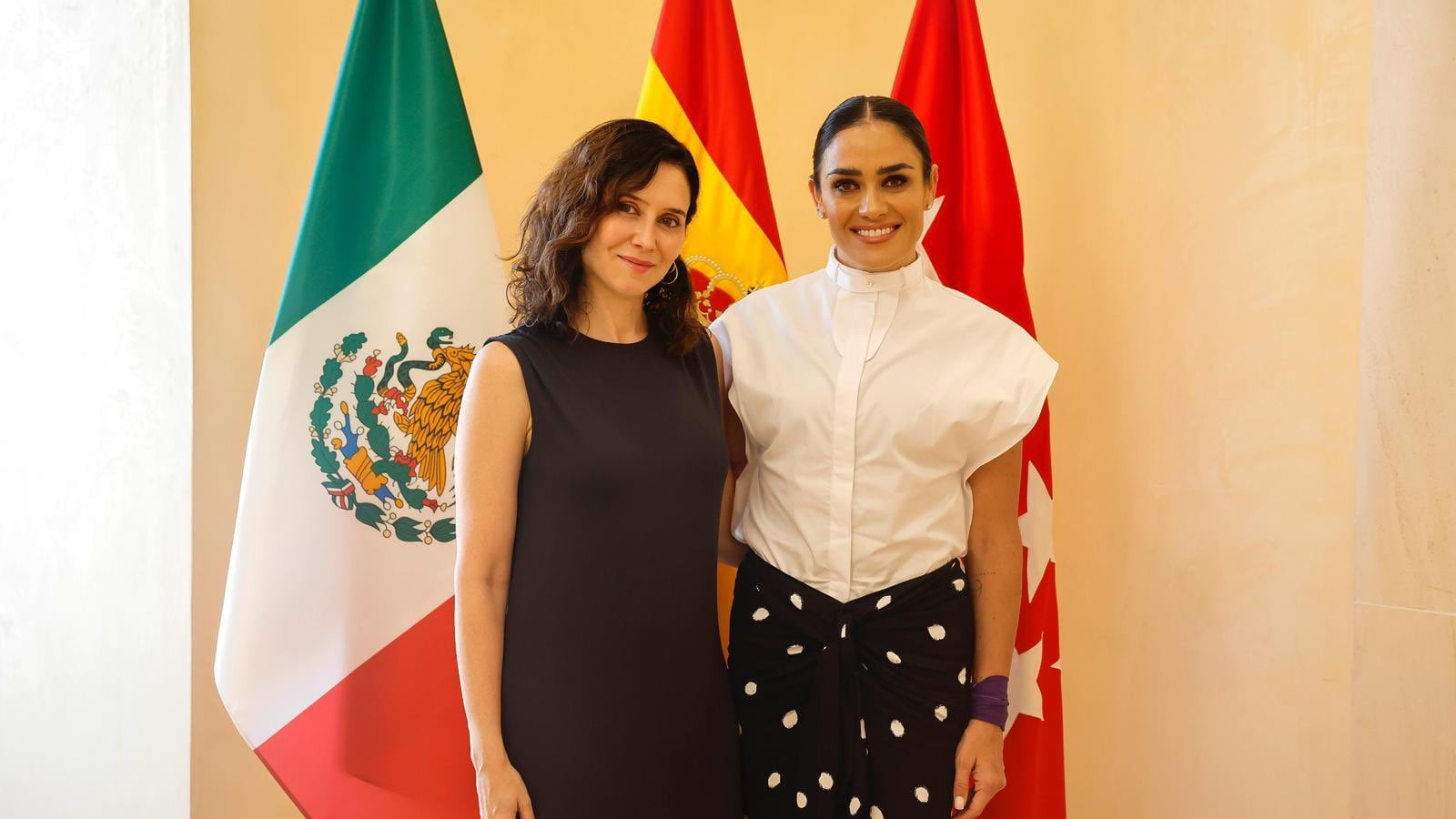 Alessandra Rojo de la Vega con Isabel Díaz Ayuso