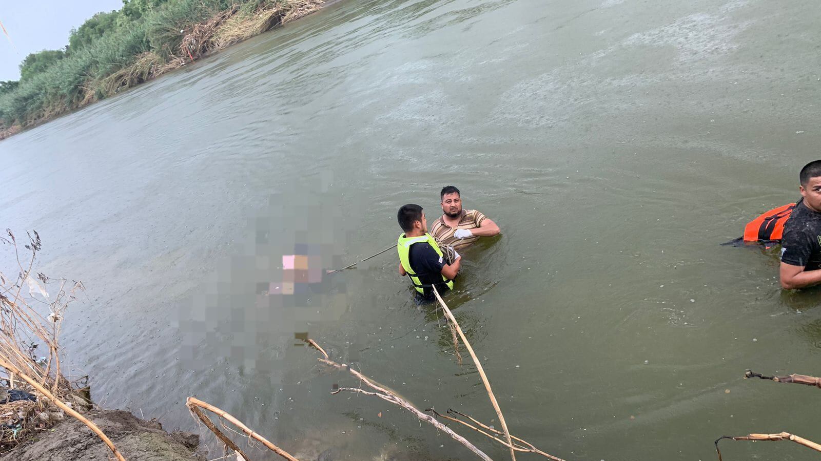 La mujer fue identificada porque le falta una mano de nacimiento.