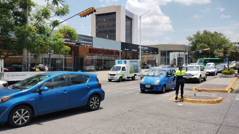 Los trabajos en la avenida Alcalde demorarán cuando menos cinco meses.