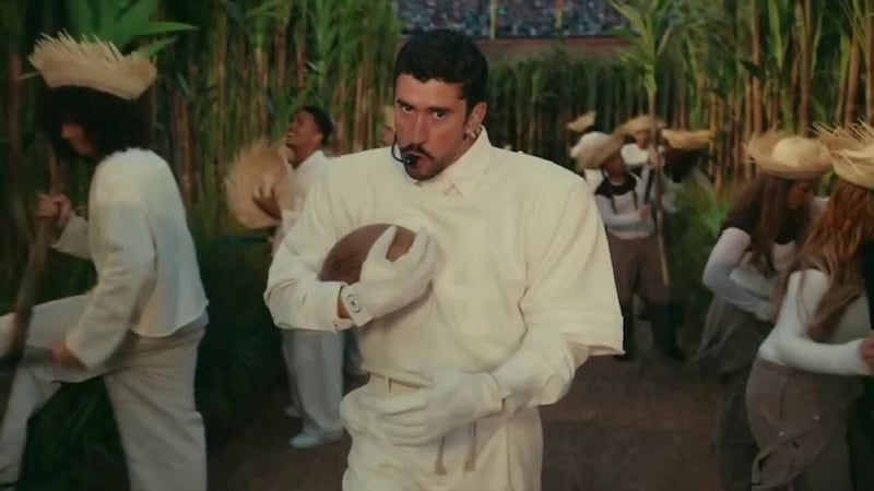 Congresistas republicanos solicitaron formalmente investigar a la NFL y a NBCUniversal por presuntas violaciones a normas de indecencia durante la transmisión del medio tiempo.