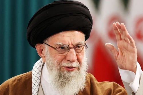 ¿Está vivo o muerto? Crecen versiones sobre la muerte de Alí Jamenei tras ofensiva en Irán