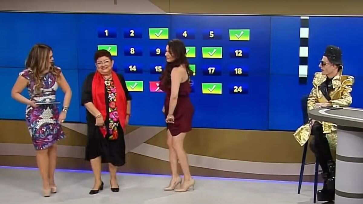 Video: Se burlan Ernestina Godoy en redes sociales por bailar en televisión