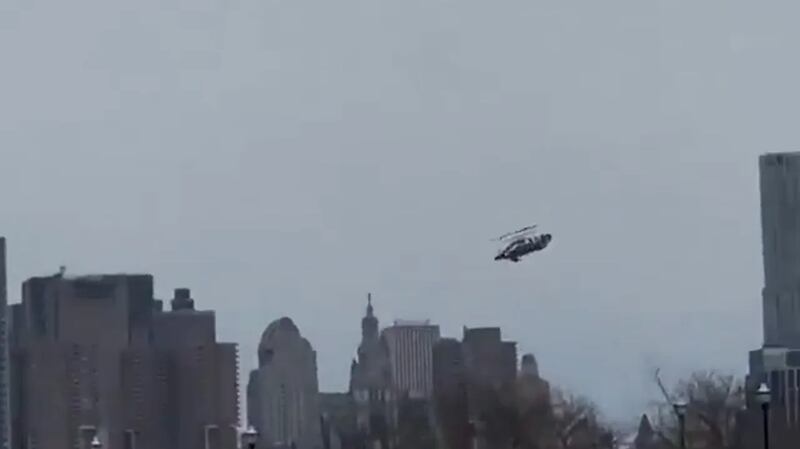 Las últimas imágenes de la familia que iba en helicóptero accidentado en río Hudson