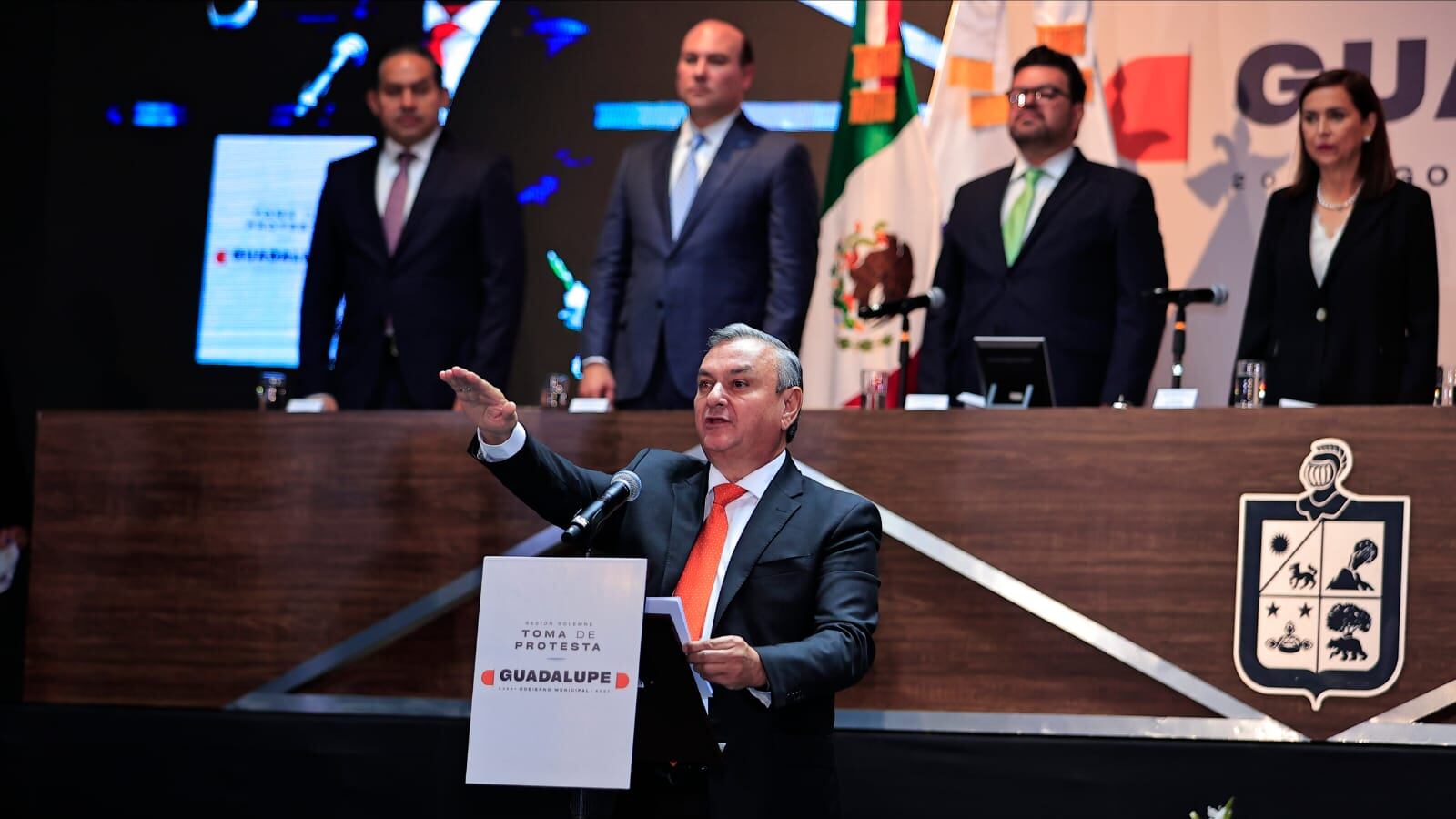 El munícipe guadalupense indicó que la deuda municipal ronda entre los 800 y 900 millones de pesos.