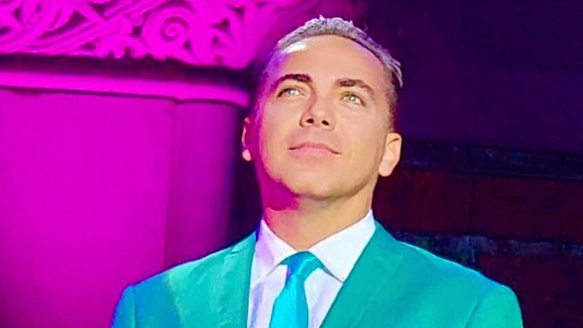 Cristian Castro sigue vigente gracias al cariño del público.