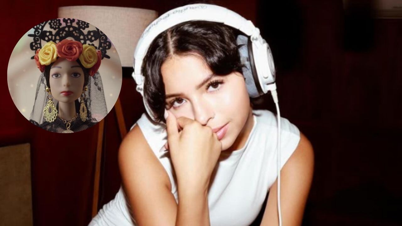 Ángela Aguilar y su nueva muñeca