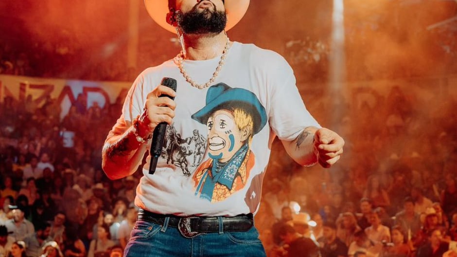 Carín León es uno de los cantantes más reconocidos en la actualidad.