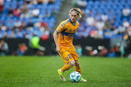 Revientan a Marcelo Flores por increíble autogol con Tigres: “Vete a jugar hockey”